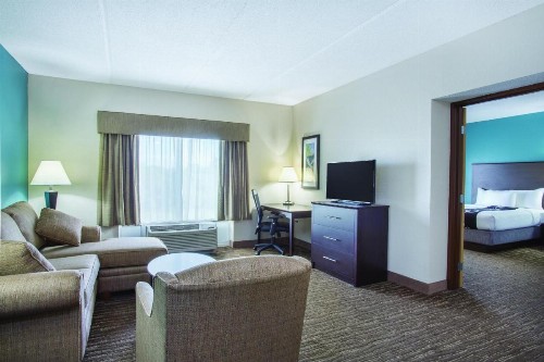 La Quinta by Wyndham Sarasota - I75 - image 38