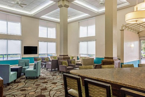 La Quinta by Wyndham Sarasota - I75 - image 4