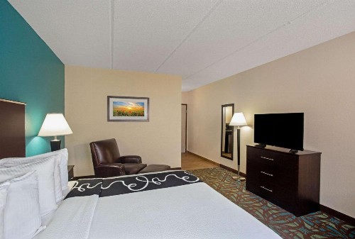 La Quinta by Wyndham Sarasota - I75 - image 7