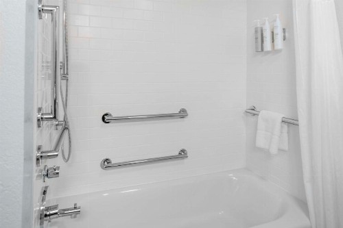 Hampton Inn Sarasota I-75 Bee Ridge - image 10