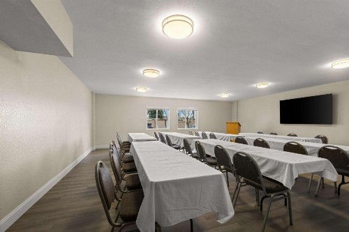 Quality Inn Sarasota I-75 - image 21
