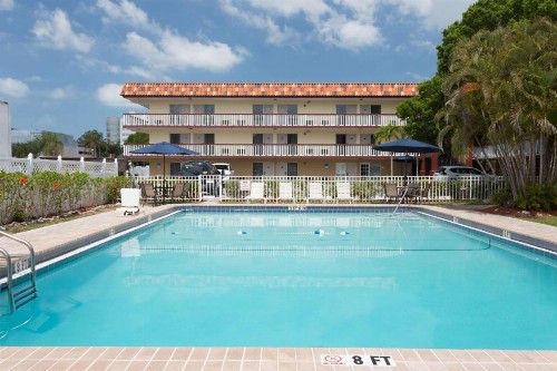 Baymont by Wyndham Sarasota - image 19