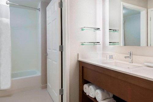 Residence Inn by Marriott Sarasota Bradenton - image 13