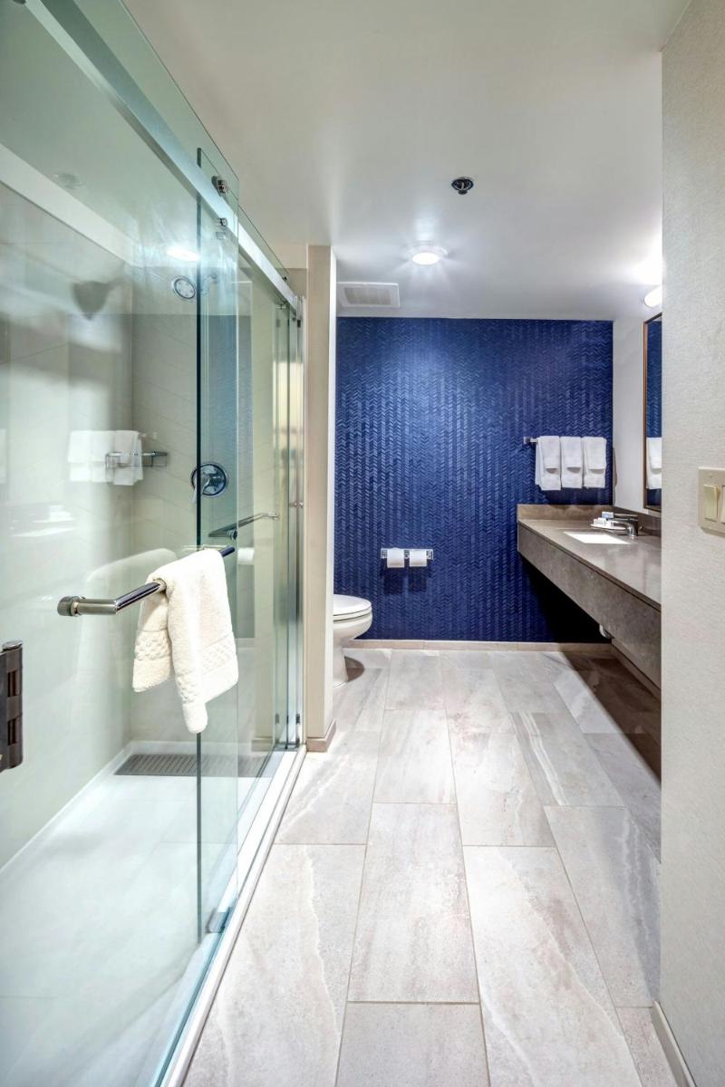 Fairfield Inn & Suites Sarasota Lakewood Ranch - image 5
