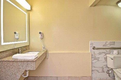 SureStay Hotel by Best Western Sarasota North - image 14