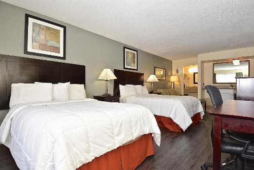 SureStay Hotel by Best Western Sarasota North - image 32