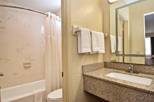 SureStay Hotel by Best Western Sarasota North - image 5