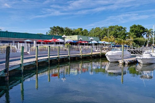 Ramada by Wyndham Sarasota Waterfront - image 18