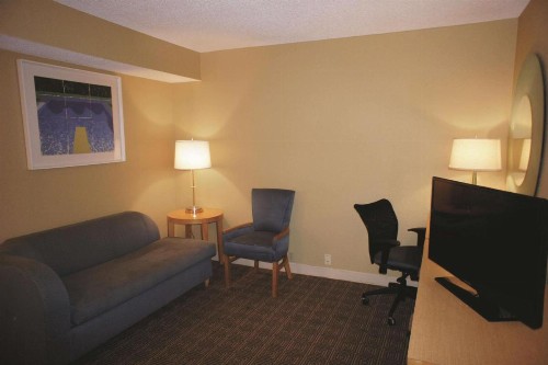 La Quinta by Wyndham Sarasota Downtown - image 38