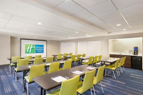 Holiday Inn Express & Suites Sarasota East an IHG Hotel - image 22