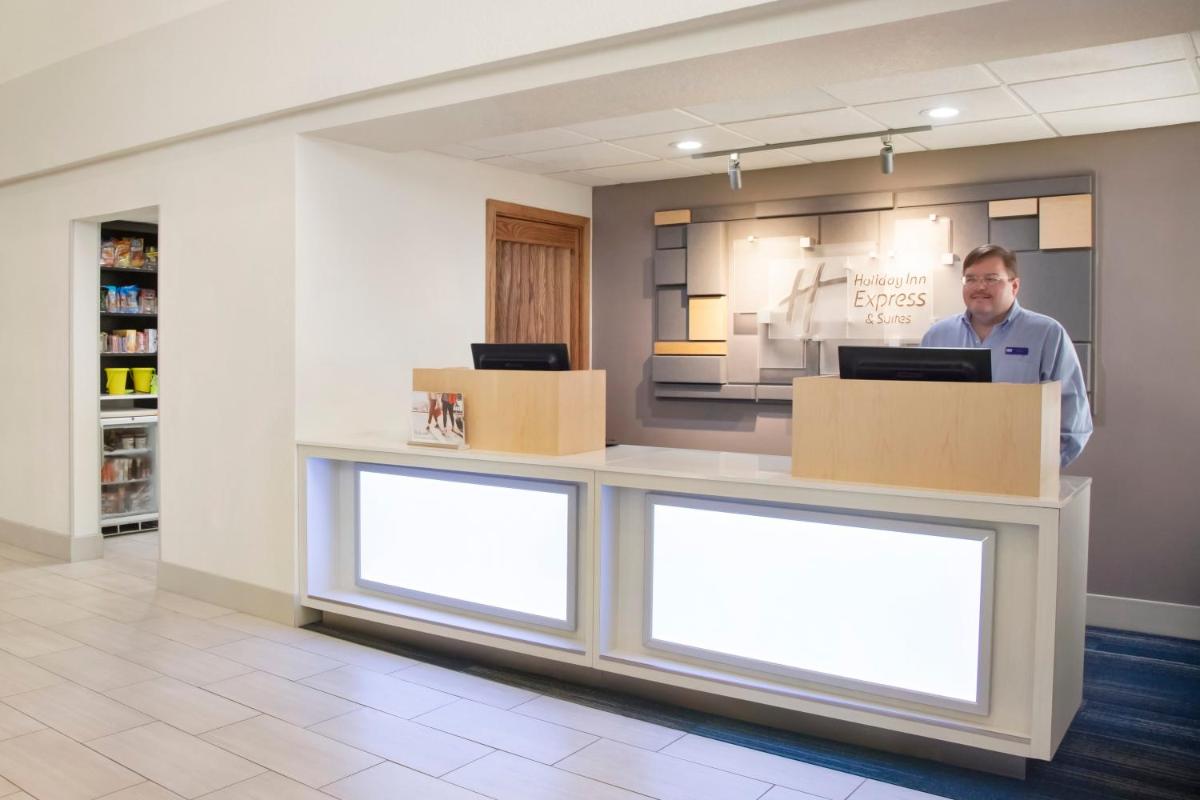 Holiday Inn Express & Suites Sarasota East an IHG Hotel - image 6