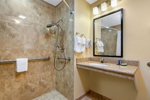 Sleep Inn Sarasota North - image 7