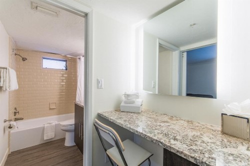 Hibiscus Suites - Sarasota - image 20