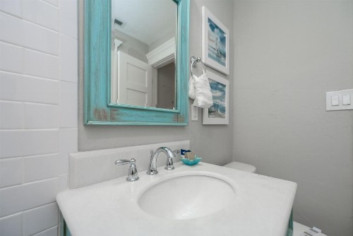 Tropical Breeze Resort - image 16