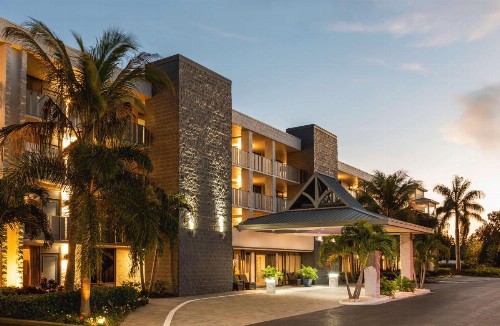 Best Western Plus Siesta Key Gateway - image 2