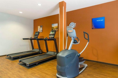 Comfort Suites Sarasota-Siesta Key - image 22