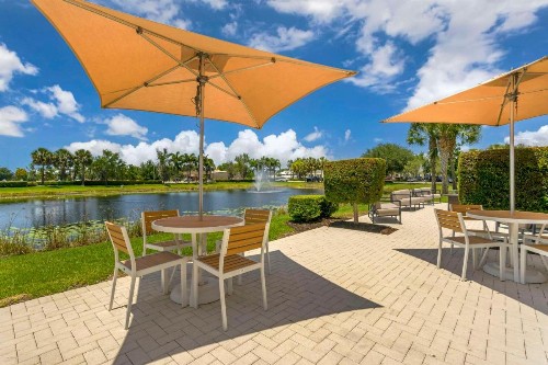 Comfort Suites Sarasota-Siesta Key - image 30