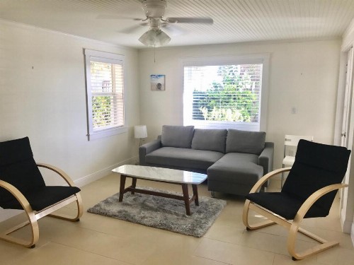 Gorgeous Beach House Across The Street From The Beach! Kayaks Bikes Etc... - image 10
