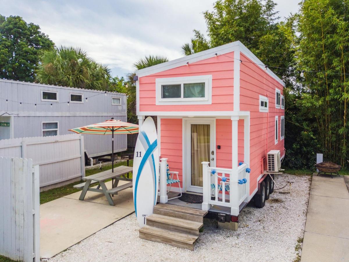 Tiny House Siesta - image 2