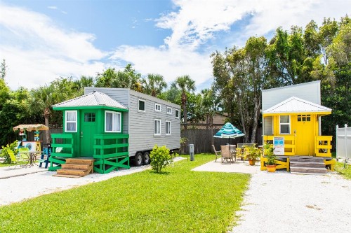 Tiny House Siesta - image 33