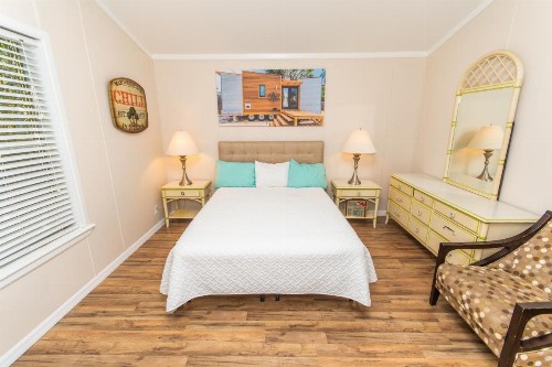 Tiny House Siesta - image 45
