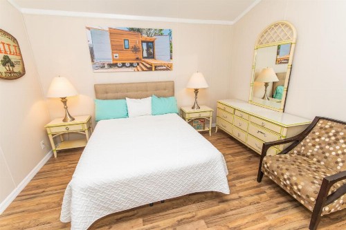 Tiny House Siesta - image 46