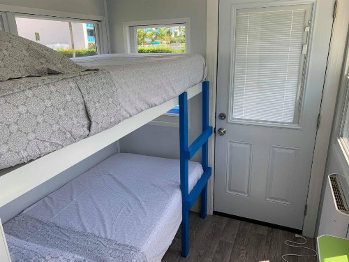 Tiny House Siesta - image 5