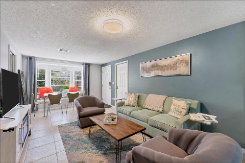 Beach Cottage - image 21