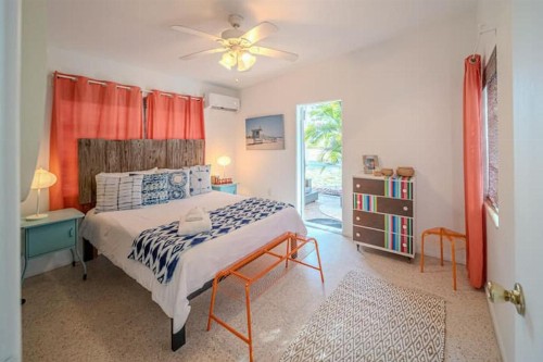 Beachside Bliss of Siesta Key - image 1