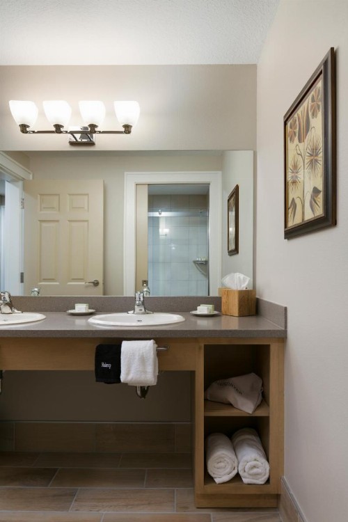 Carlisle Inn Sarasota - image 30
