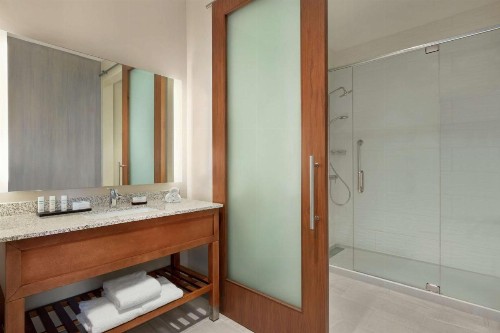 Embassy Suites By Hilton Sarasota - image 23