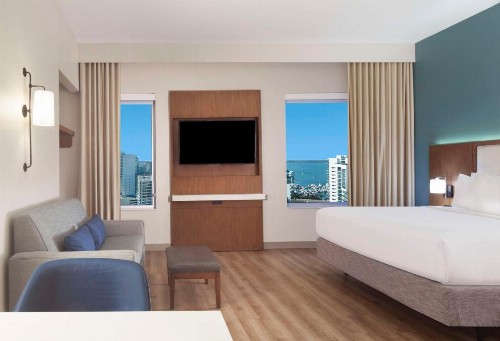 Embassy Suites By Hilton Sarasota - image 27