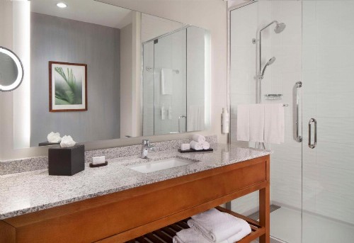 Embassy Suites By Hilton Sarasota - image 28
