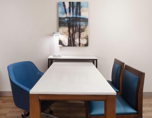 Embassy Suites By Hilton Sarasota - image 43