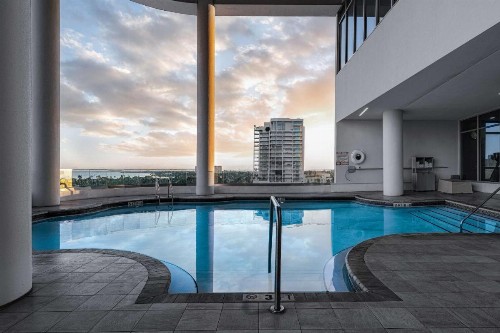Embassy Suites By Hilton Sarasota - image 6
