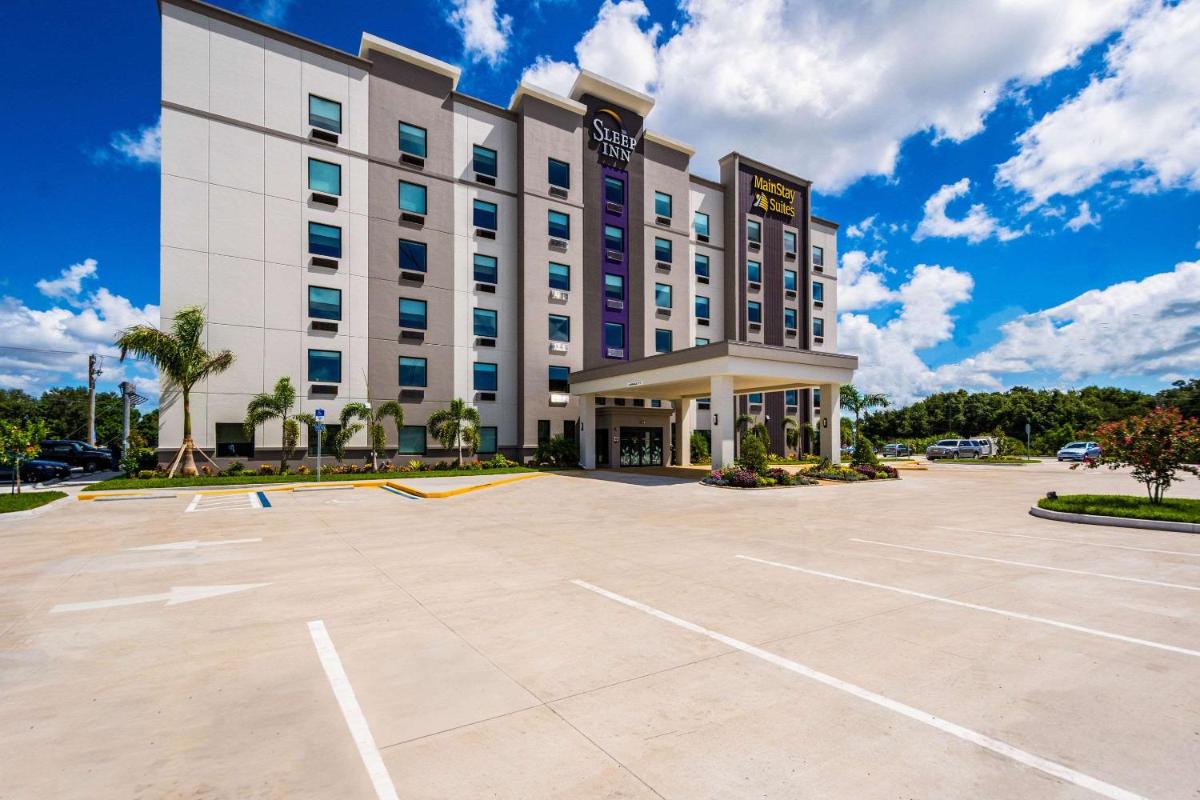 MainStay Suites Sarasota I-75 - image 3