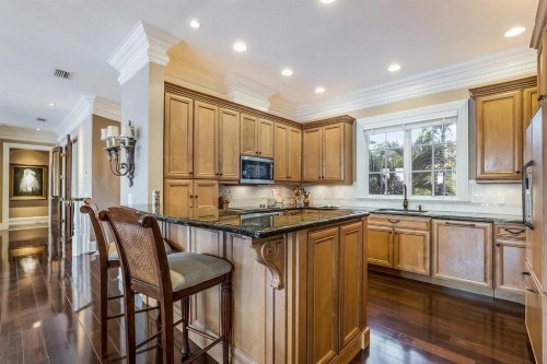 Sarasota Luxury Estate - image 11