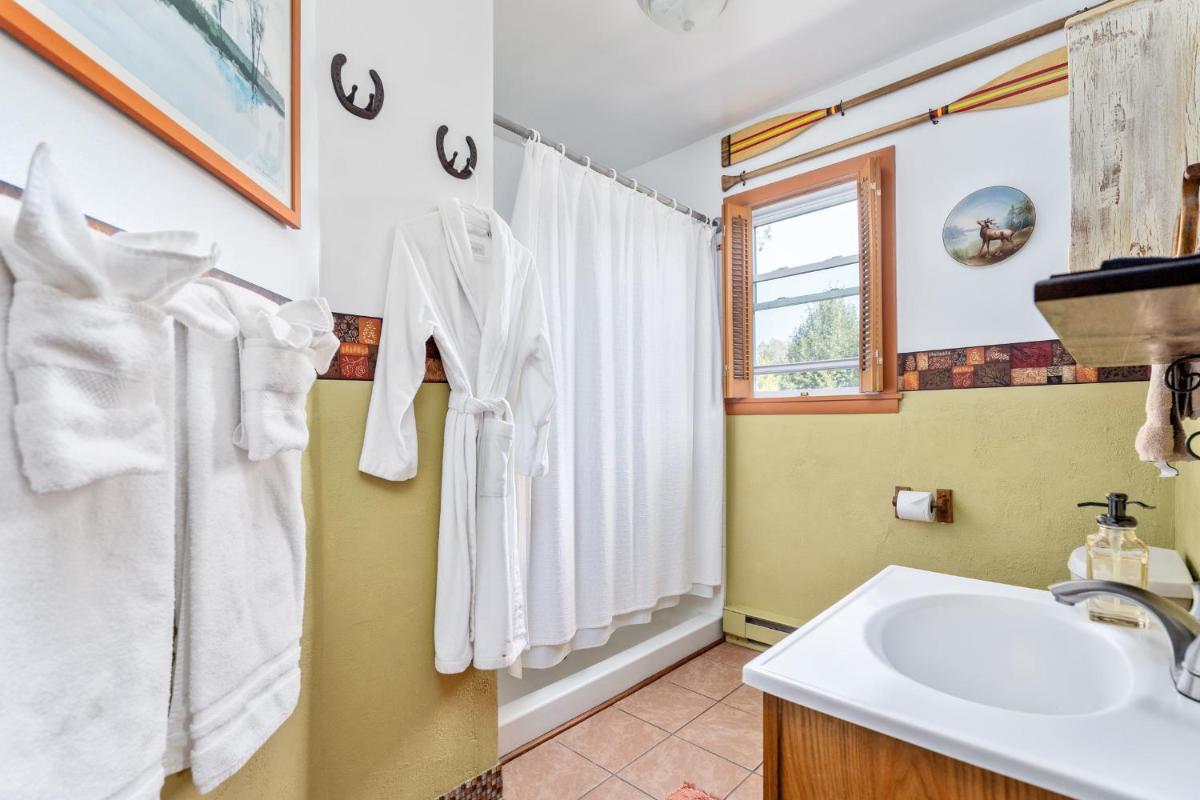 Saratoga Farmstead B&B - image 7