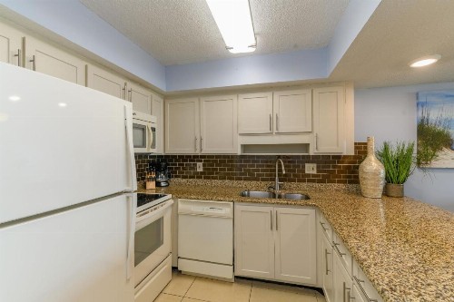 Paradise Beach Club - Ground Floor & Townhouses - image 13