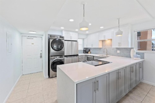 Paradise Beach Club - Ground Floor & Townhouses - image 30