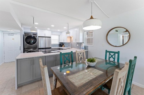 Paradise Beach Club - Ground Floor & Townhouses - image 8