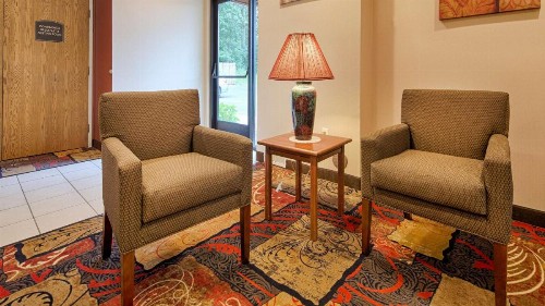 Best Western Plaza Hotel Saugatuck - image 20