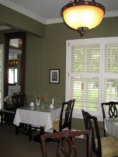 Maplewood Hotel - image 6