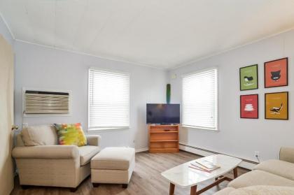 Sunshine Inn - image 12