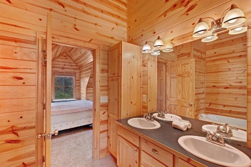Kingfisher Cove Cabin 28 - image 8