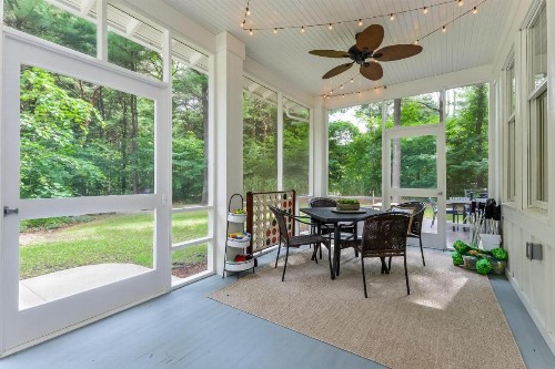 Lake Trail Treehouse - image 11