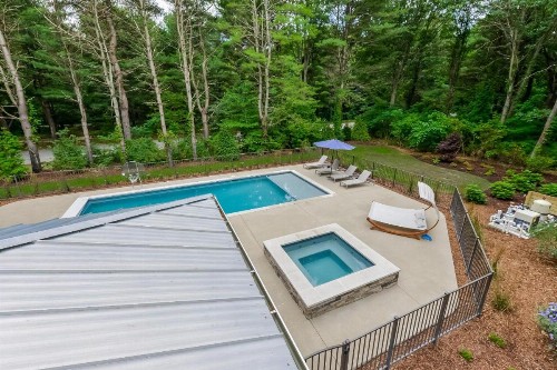 Lake Trail Treehouse - image 47