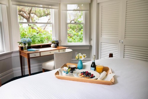 Casa Madrona Hotel and Spa - image 33