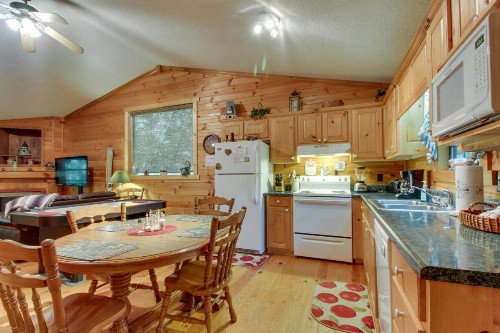 Deer Hollow - image 8