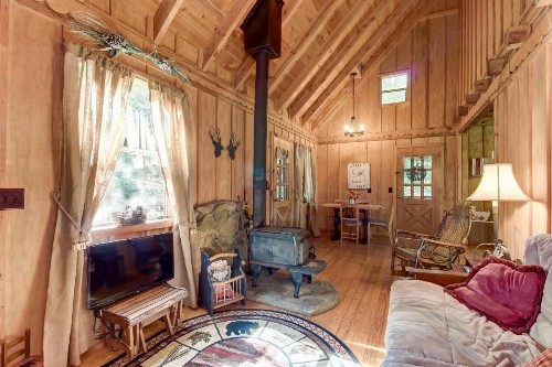 Sweet Home Away - image 12